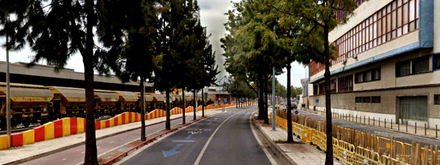 Avenida Infante Dom Henrique e o Porto de Lisboa, Freguesia de Beato, Lisboa &copy; Google Earth Pro
