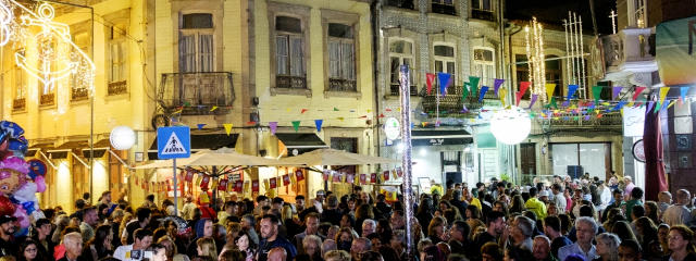 La fête traditionnelle de la Saint-Pierre à Póvoa de Varzim, zone métropolitaine de Porto, district de Porto.